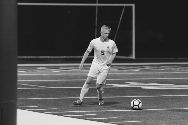 Boys Soccer aims to make CIF playoffs