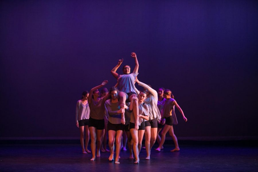 Dancers+stun+audiences+with+student-run+concert