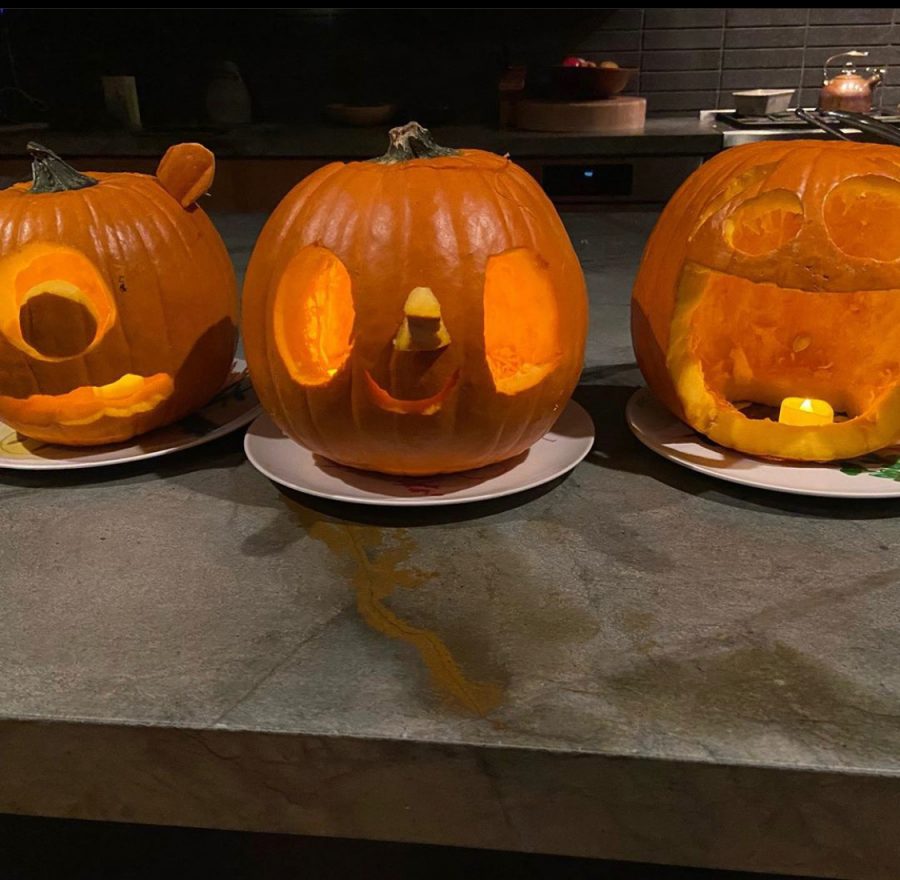 The Duensings’ freshly carved pumpkins!
