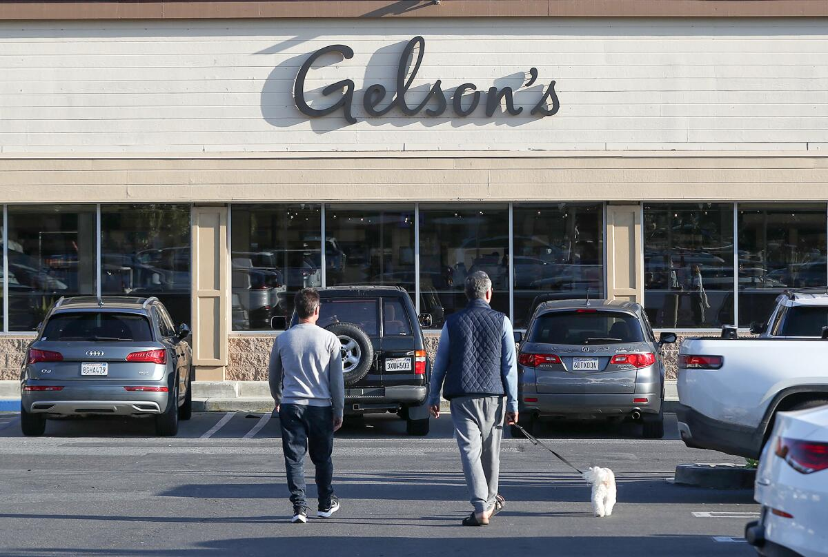 Lagunas Very Own Gelsons of 8 Years is Closing Down